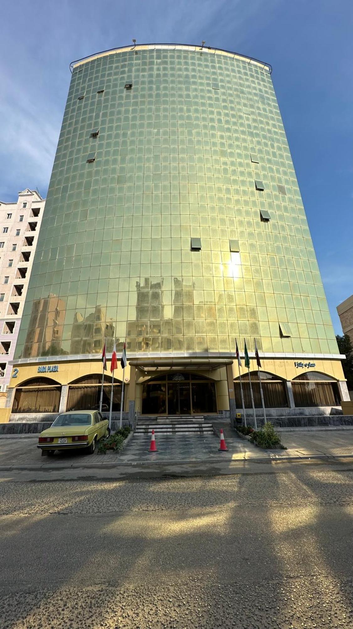 Sara Plaza (Adults Only) Aparthotel Kuwait City Exteriör bild