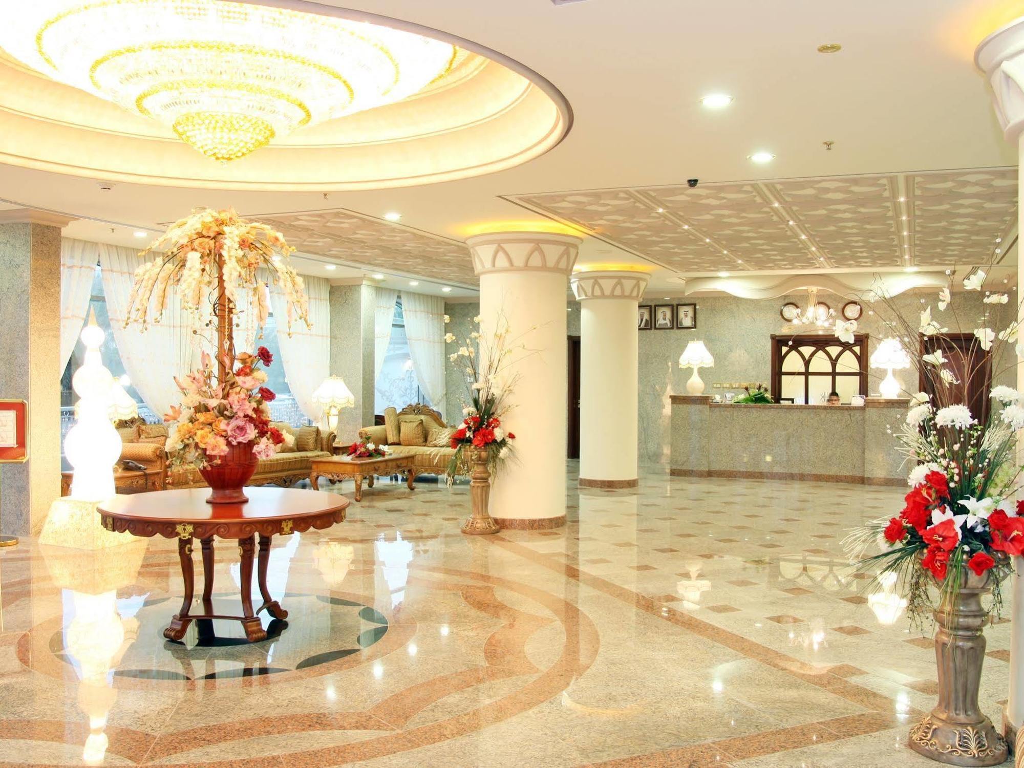 Sara Plaza (Adults Only) Aparthotel Kuwait City Exteriör bild